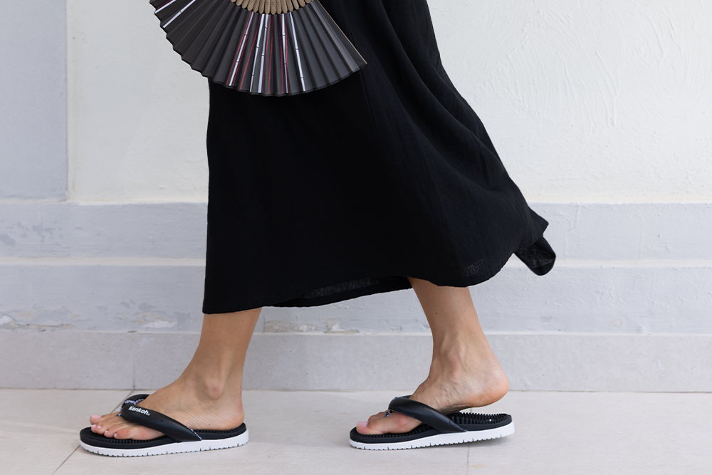 Fuwa Patterned Acupressure Thong Sandals