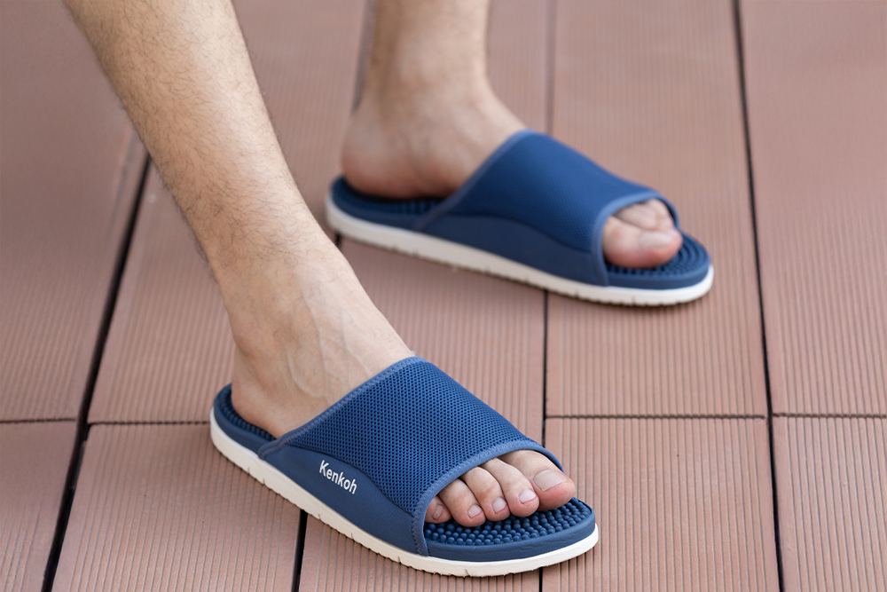 Tsuki Reflexology Sliders Blue