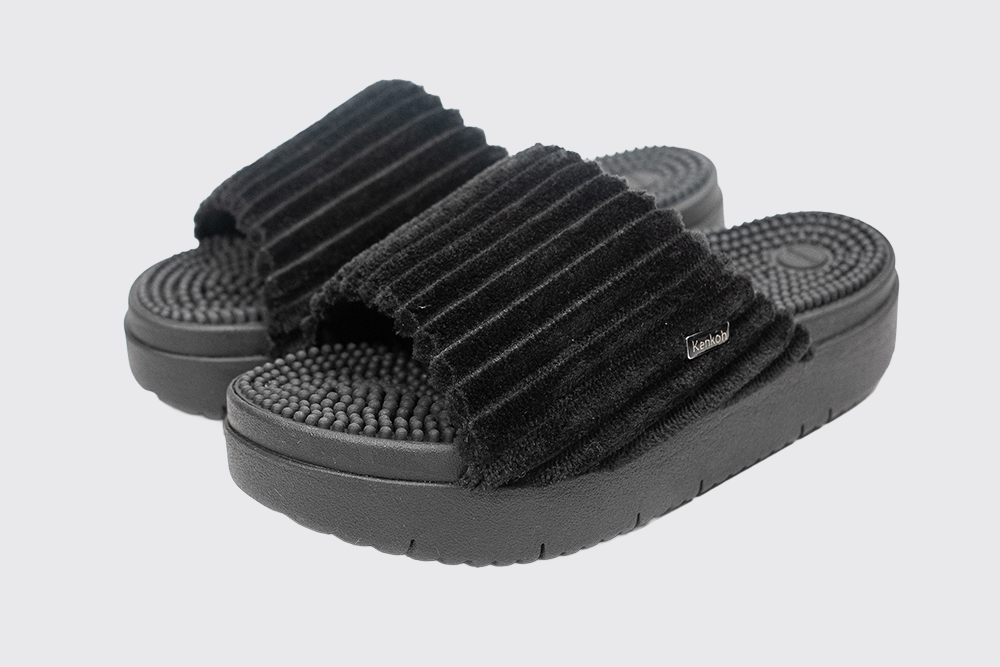 Maki Reflexology Wedges (PRE-ORDER)